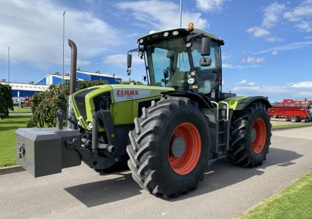 Naudotas traktorius Claas Xerion 3800 